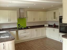 Richmond Ivory painted kitchen fitted with laminate worktops